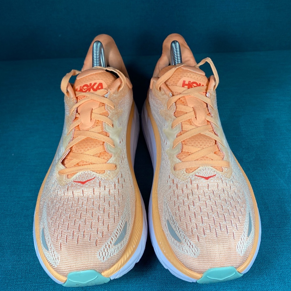 Size 9 - Women’s Hoka One Clifton 8 peach shoes - Picture 5 of 9